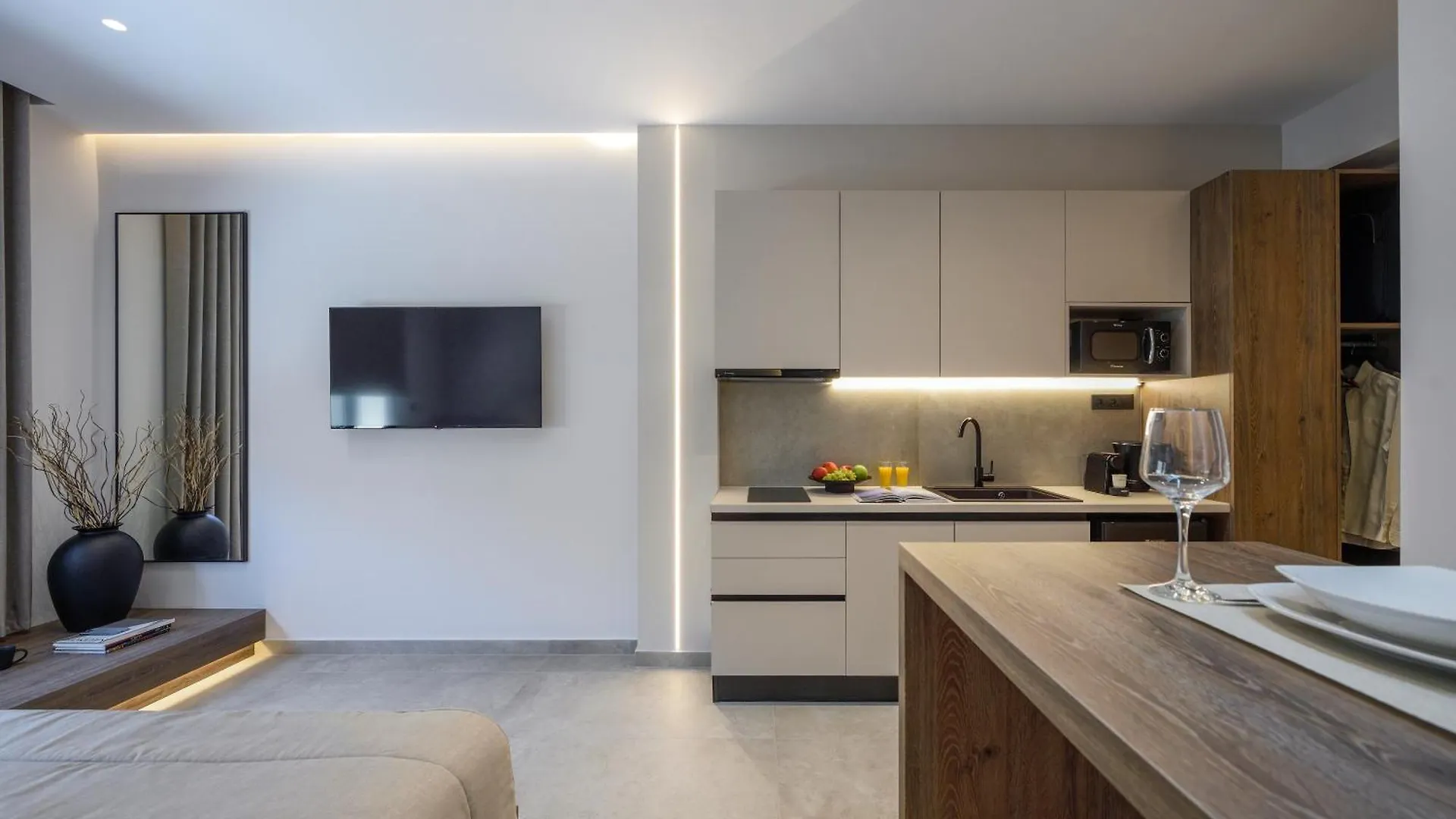 Loena Luxury Suites Θεσσαλονίκη