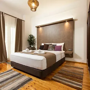 https://downtown-luxury-boutique-suites-the-grand-suite.hotelschalkidiki.net