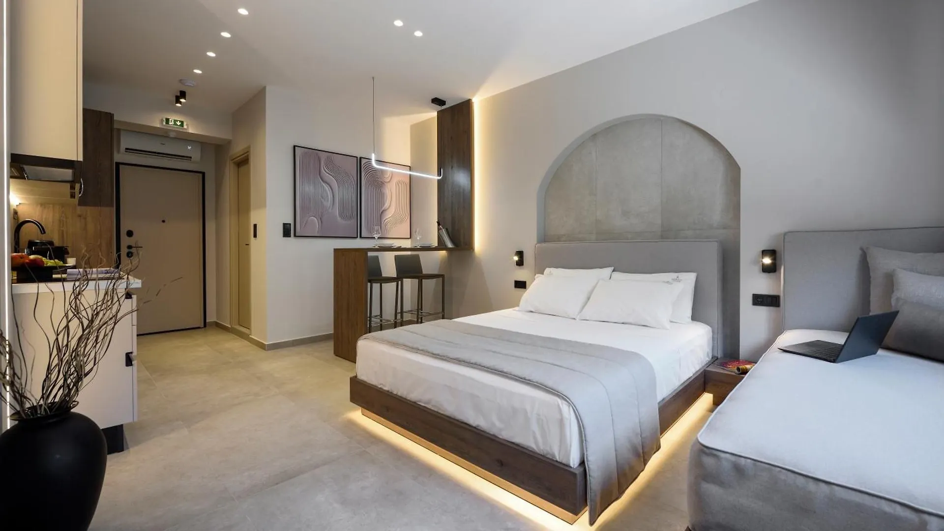 Loena Luxury Suites Thessaloniki 0*,  Greece
