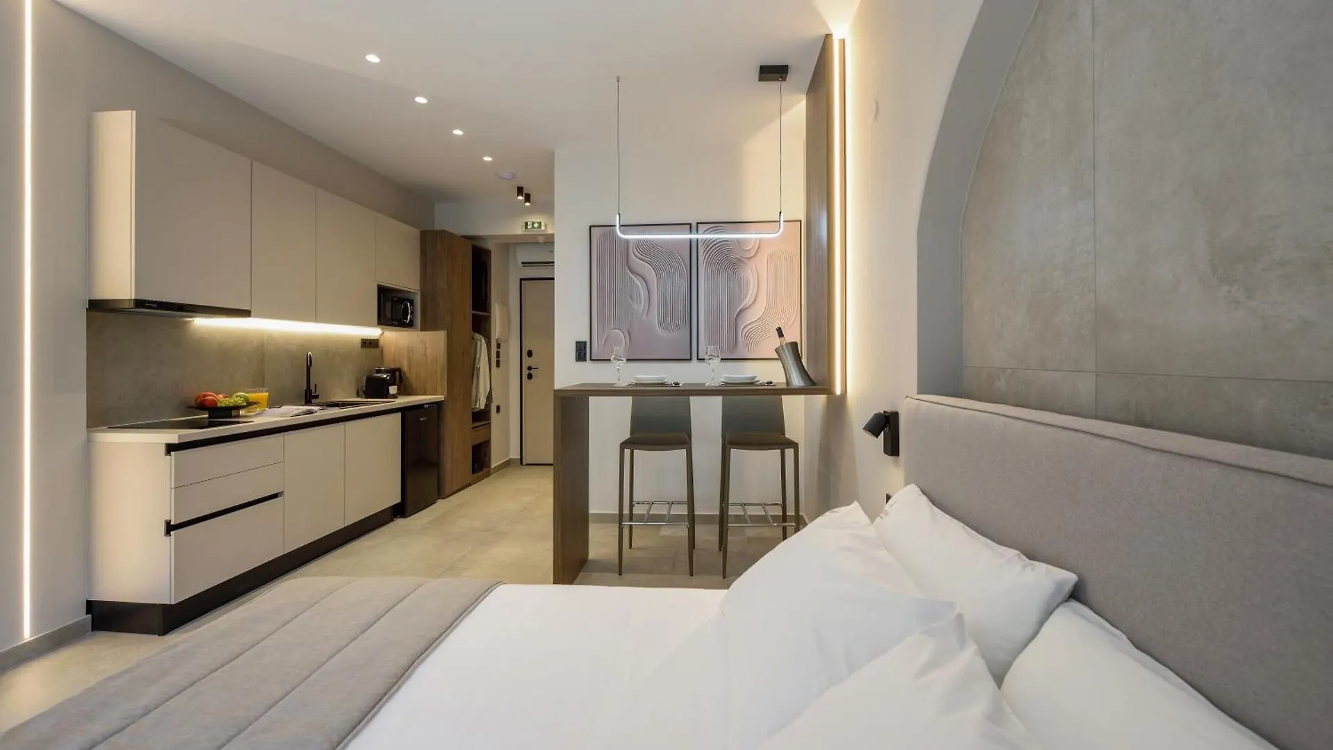 Loena Luxury Suites Thessaloniki Greece